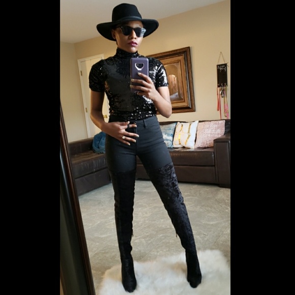 💥BIG SALE💥Pretty Girls Sequin Bodysuit - Picture 3 of 4